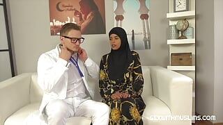 babe in hijab wants nicer labia 3